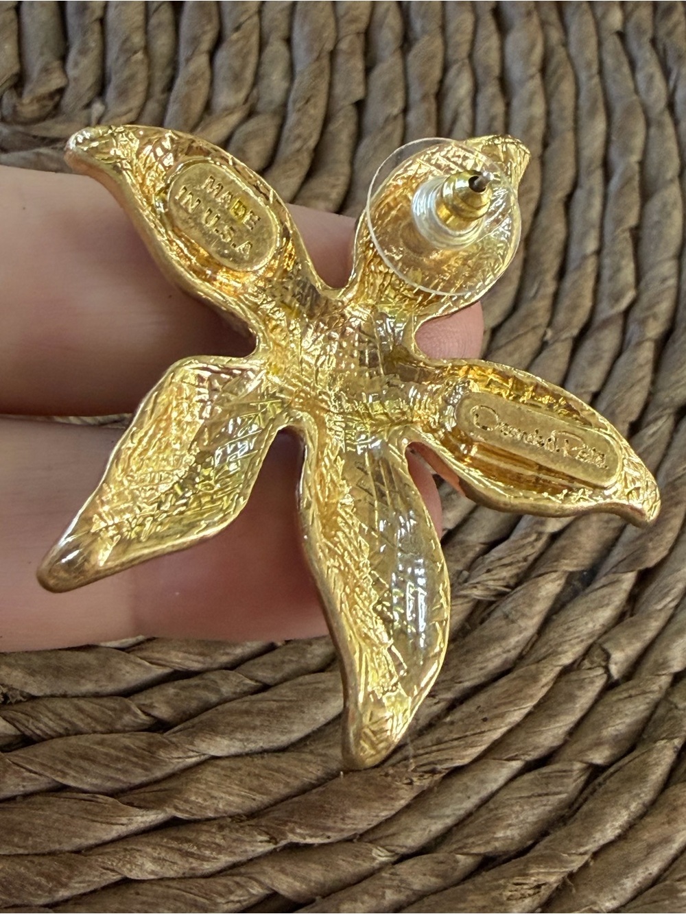 Oscar de la Renta Golden Starfish Enamel & Sparkling Crystal Earrings ✨ Pierced - Picture 11 of 12